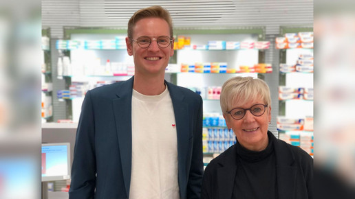 Apotheker Jan Harbecke hat die Grünen-Bundestagsabgeordnete Maria Klein-Schmeink unter anderem über die aktuellen Probleme mit dem E-Rezept und die das Problem der nicht mehr auskömmlichen Honorierung der Apotheken informiert.